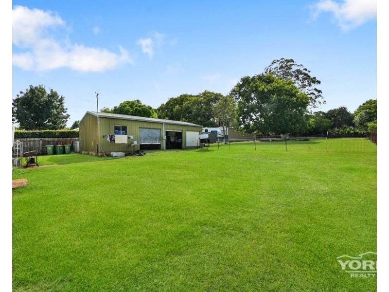 14 McIntyre Street, Centenary Heights QLD 4350