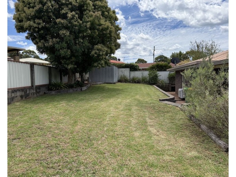 14 Karyn Street, Centenary Heights QLD 4350