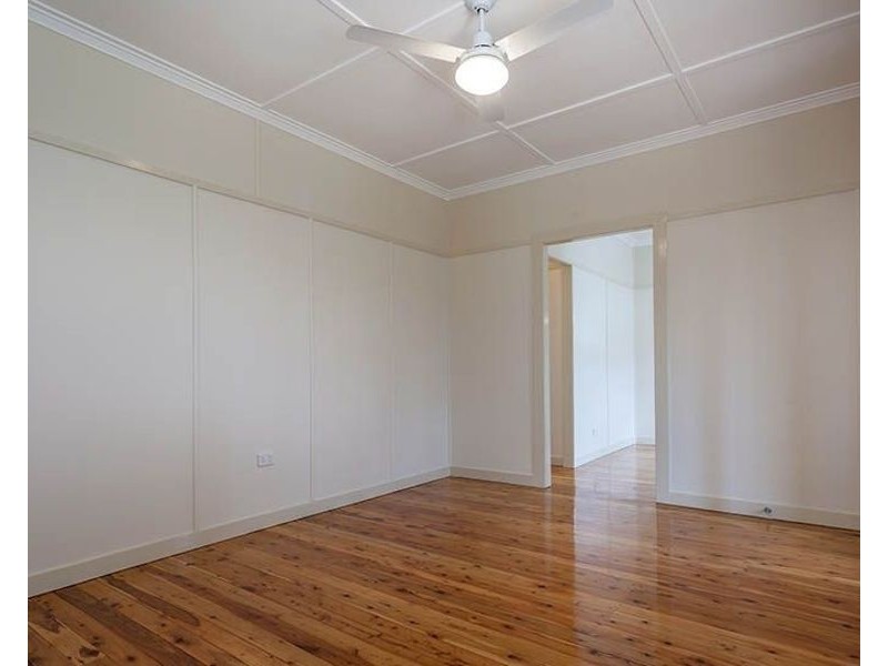 15 Gaydon Street, Newtown QLD 4350