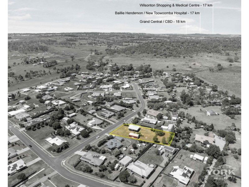 70 Phipps Drive, Meringandan West QLD 4352