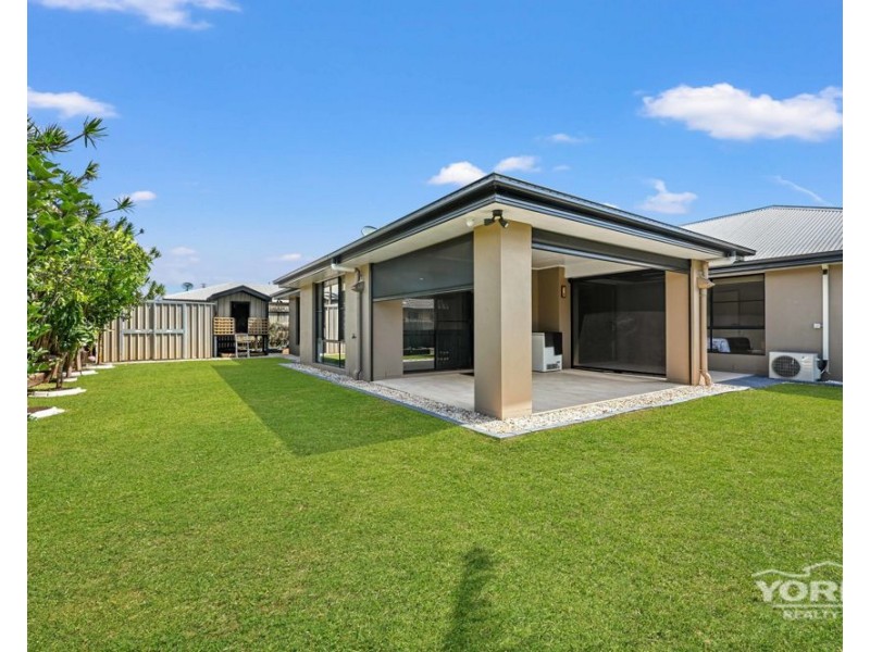 528 Hume Street, Middle Ridge QLD 4350