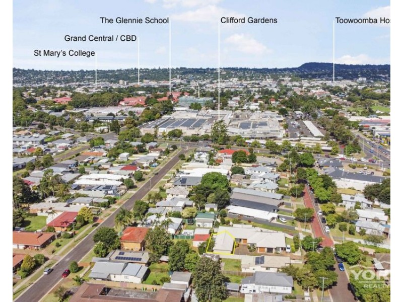4/15 Goode Street, Newtown QLD 4350