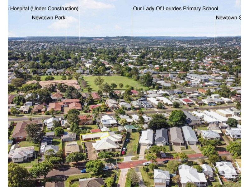 4/15 Goode Street, Newtown QLD 4350