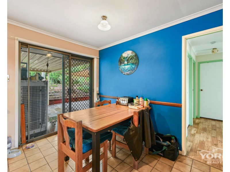 11 McWilliam Street, Wilsonton Heights QLD 4350