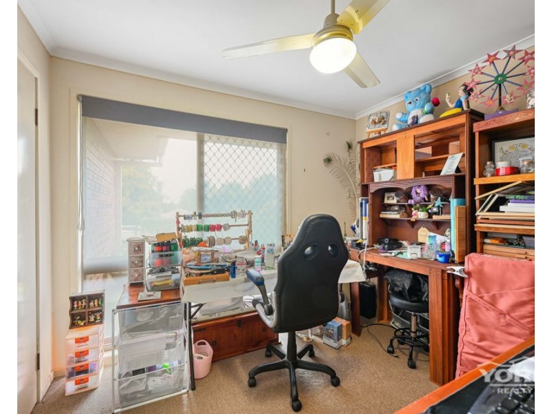 11 McWilliam Street, Wilsonton Heights QLD 4350