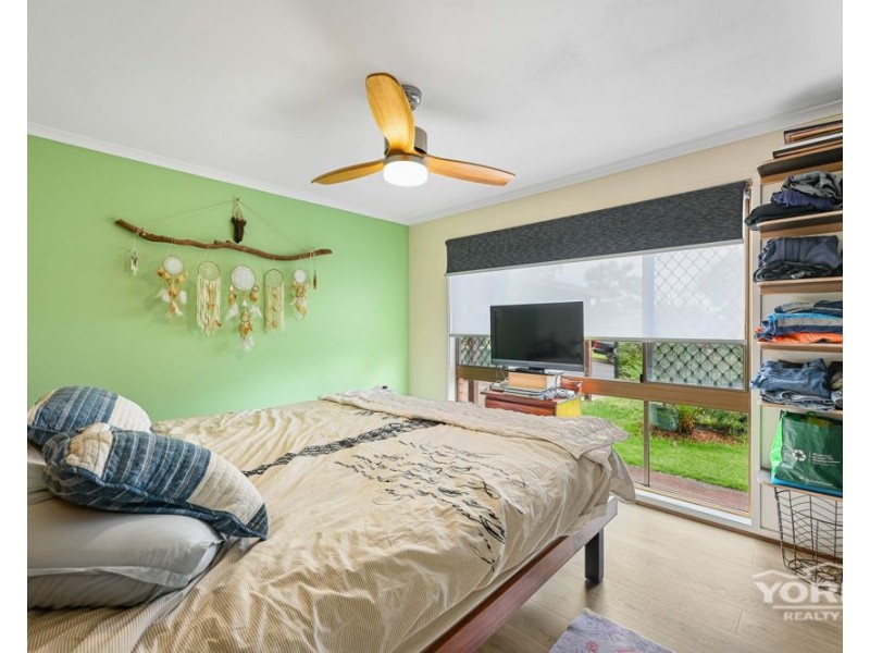 11 McWilliam Street, Wilsonton Heights QLD 4350