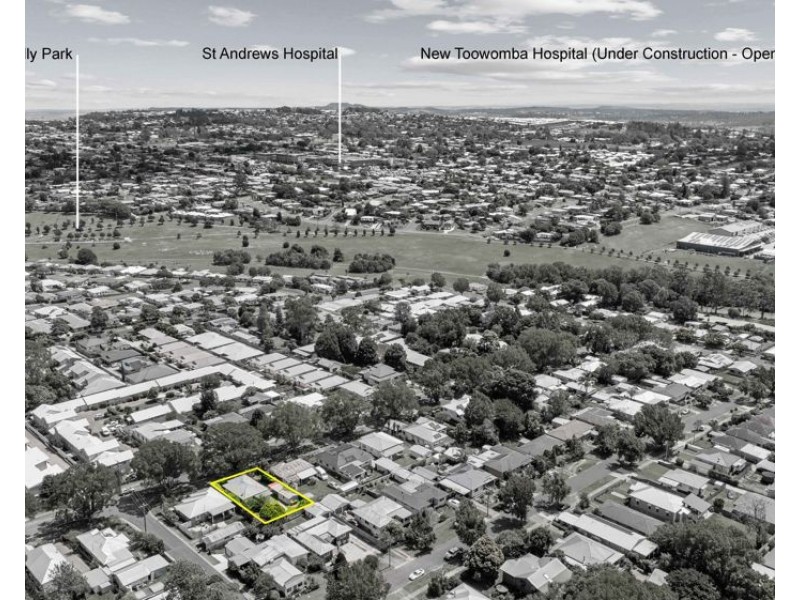 20 Gladstone Street, Newtown QLD 4350