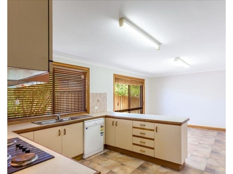 11 Batten Court, Wilsonton QLD 4350