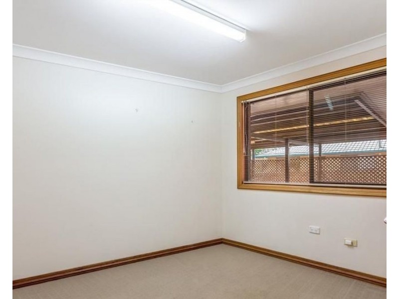 11 Batten Court, Wilsonton QLD 4350