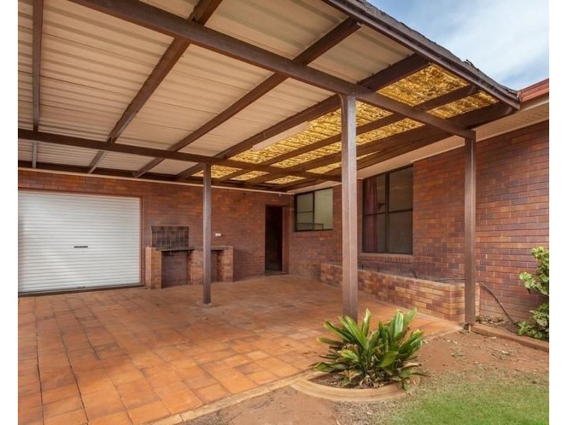 11 Batten Court, Wilsonton QLD 4350