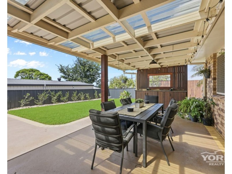 52 Seppelt Street, Wilsonton Heights QLD 4350