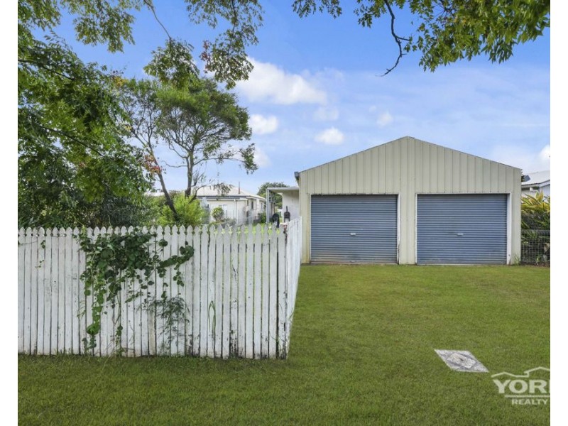 17 Cay Street, Newtown QLD 4350