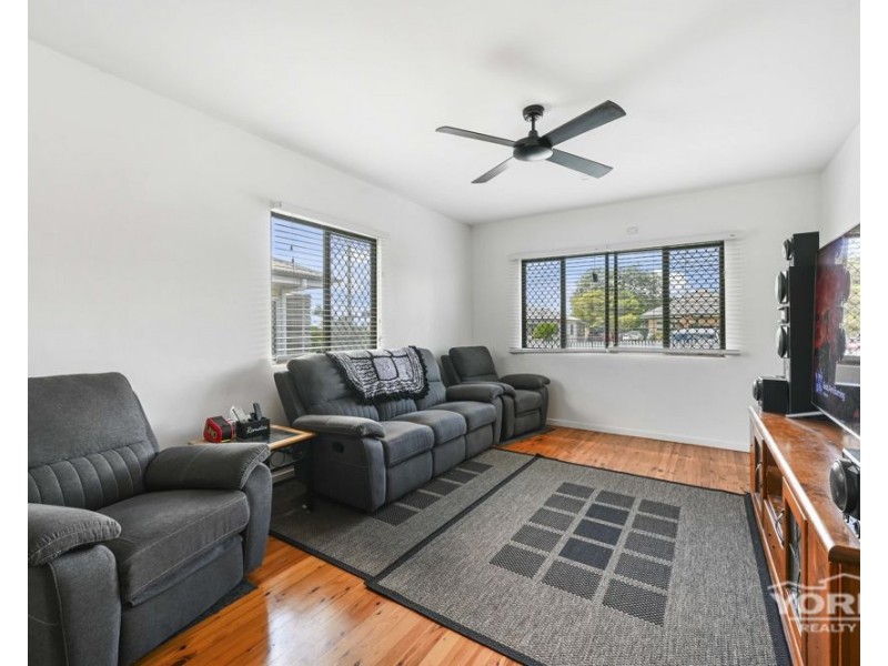 17 Cay Street, Newtown QLD 4350