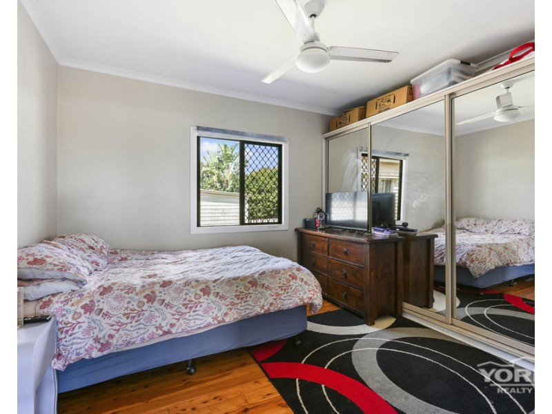 17 Cay Street, Newtown QLD 4350