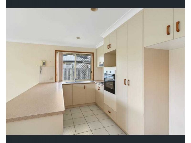 4 Tess Close, Middle Ridge QLD 4350