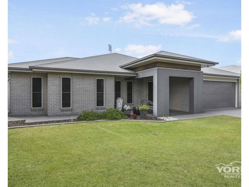 76 Hancock Circuit, Kleinton QLD 4352