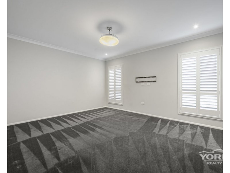 76 Hancock Circuit, Kleinton QLD 4352