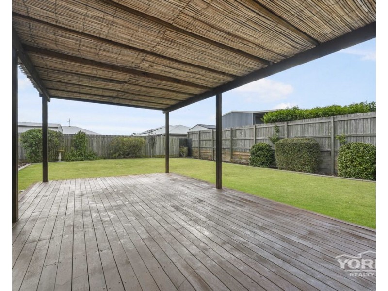 76 Hancock Circuit, Kleinton QLD 4352