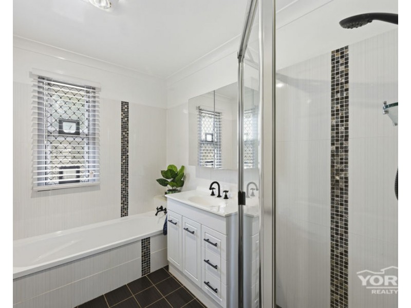 5 Roseberry Street, North Toowoomba QLD 4350