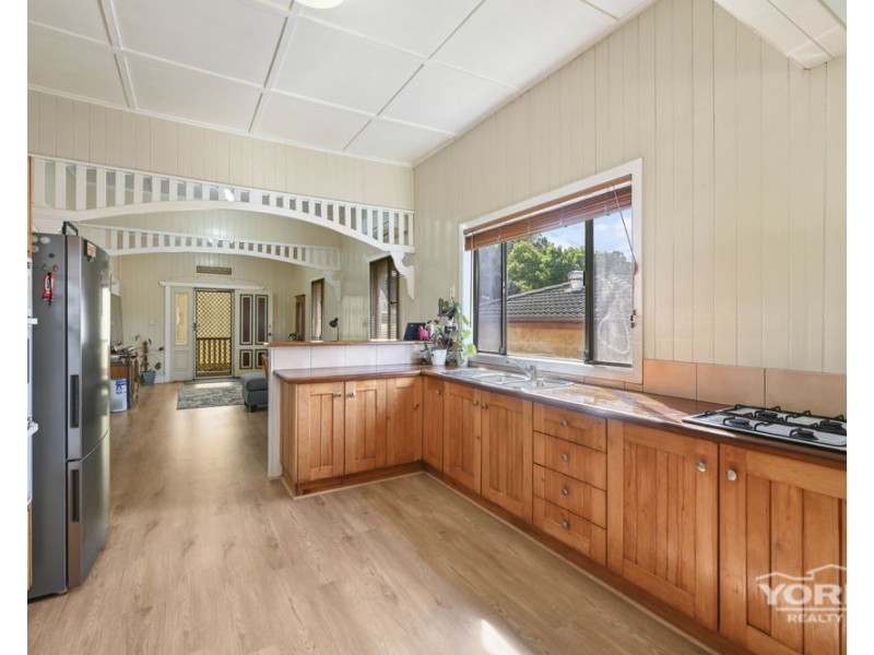 104 Vanity Street, Rockville QLD 4350