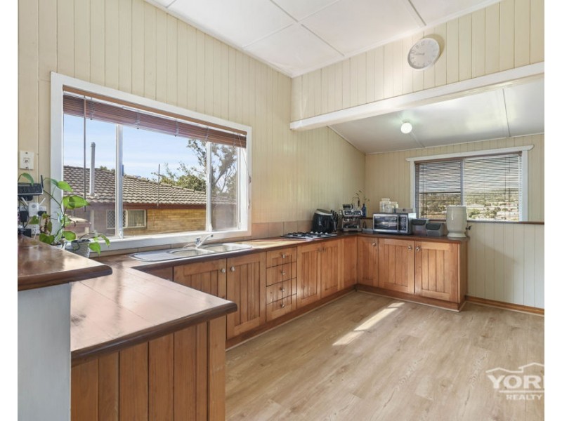 104 Vanity Street, Rockville QLD 4350