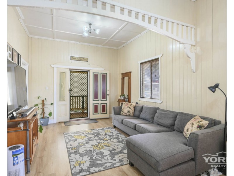 104 Vanity Street, Rockville QLD 4350