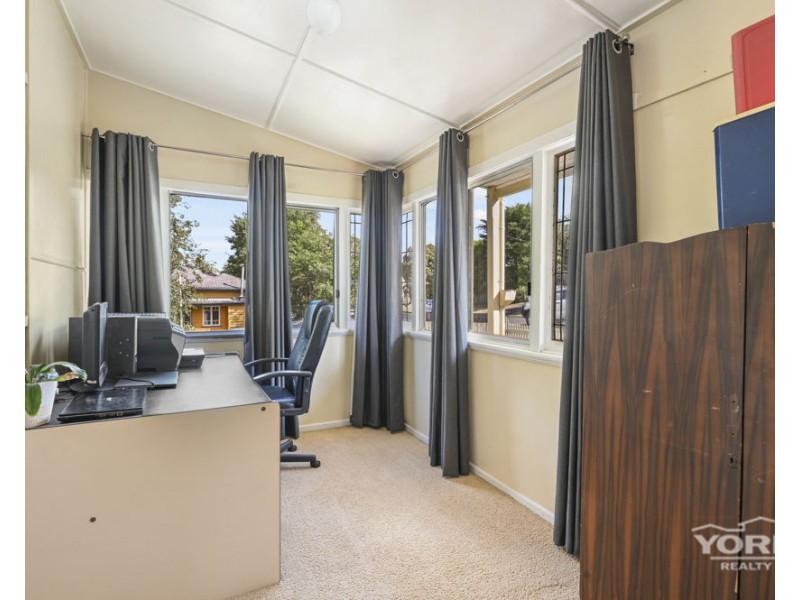 104 Vanity Street, Rockville QLD 4350