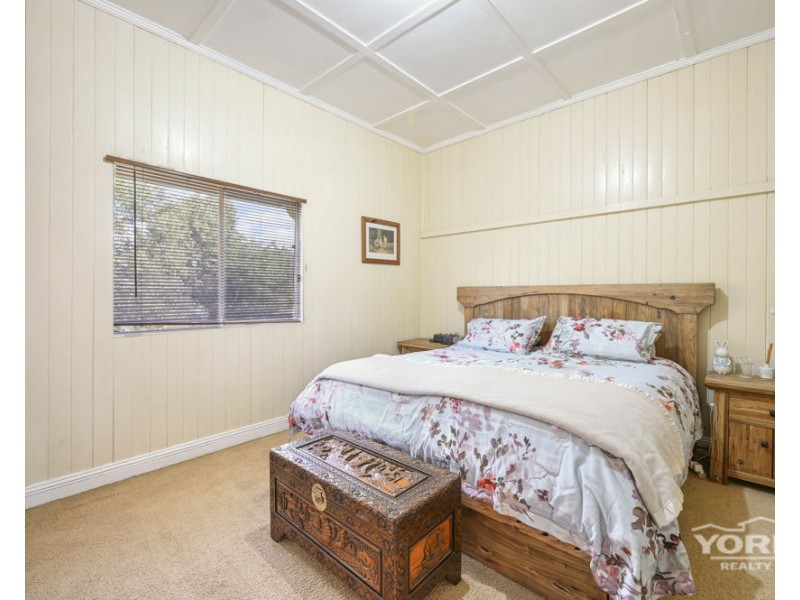 104 Vanity Street, Rockville QLD 4350