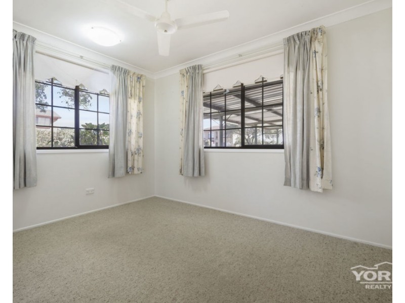 9 Lyndhurst Court, Newtown QLD 4350