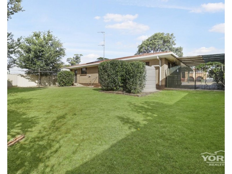 9 Lyndhurst Court, Newtown QLD 4350