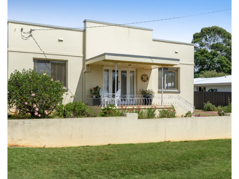 43 Leichhardt  Street, Centenary Heights QLD 4350