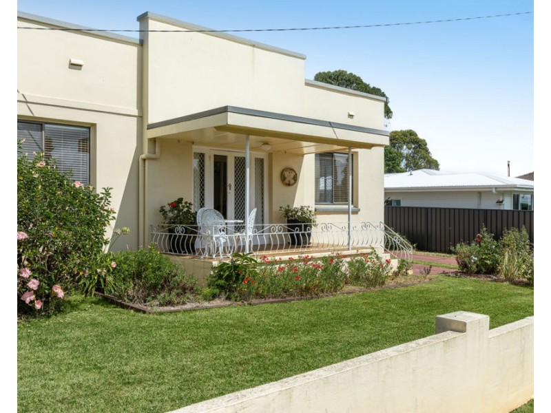 43 Leichhardt  Street, Centenary Heights QLD 4350