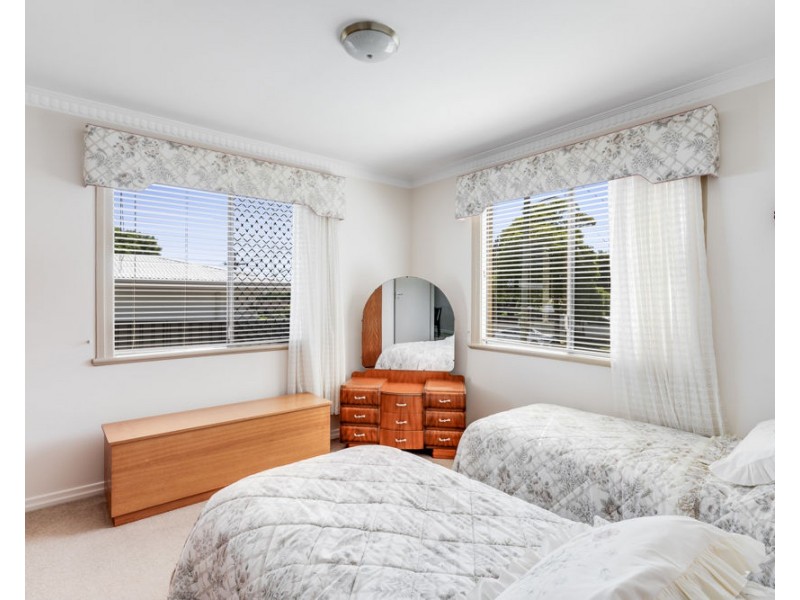 43 Leichhardt  Street, Centenary Heights QLD 4350