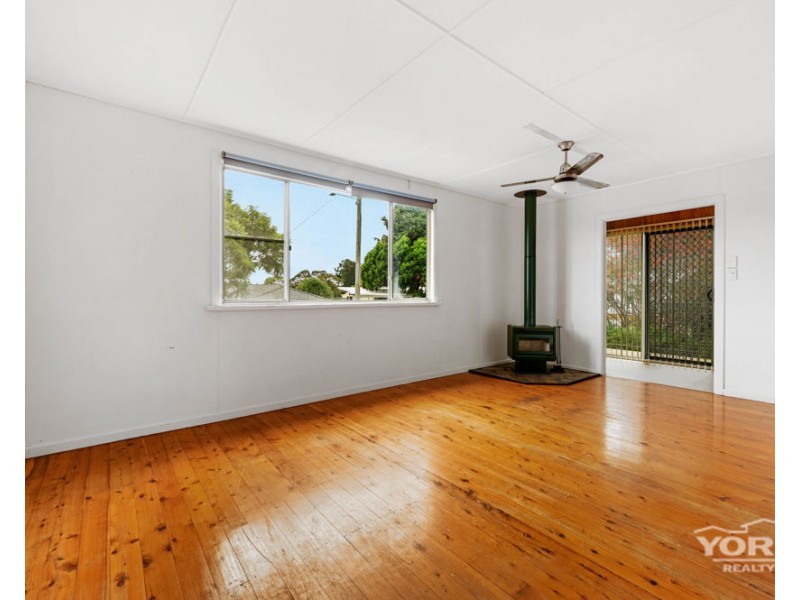 4 Mcintyre Street, Centenary Heights QLD 4350