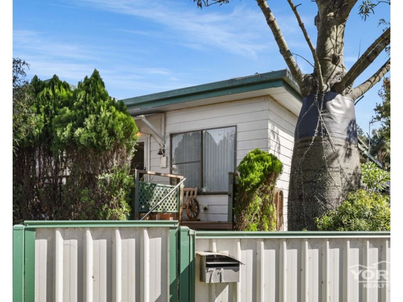 71 Mort Street, North Toowoomba QLD 4350