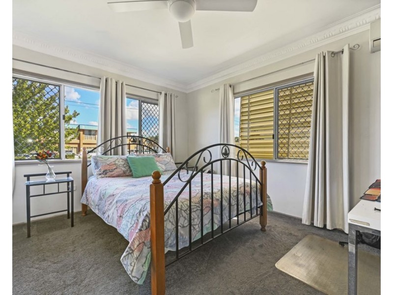 195 North Street, Rockville QLD 4350