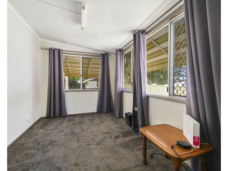 195 North Street, Rockville QLD 4350