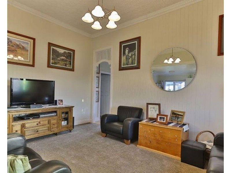 3 Newington Street, North Toowoomba QLD 4350