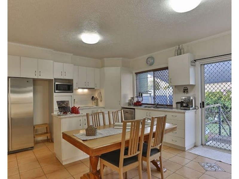 3 Newington Street, North Toowoomba QLD 4350
