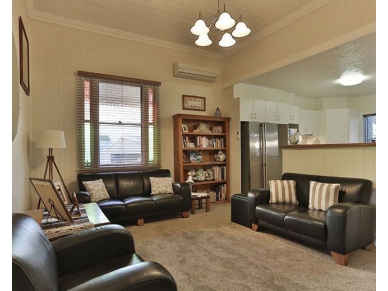 3 Newington Street, North Toowoomba QLD 4350