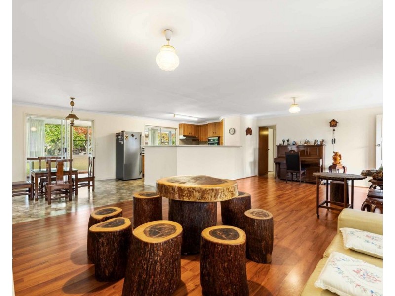 10483 New England Highway, Highfields QLD 4352