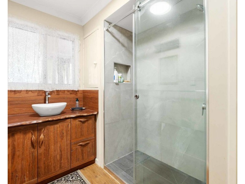 10483 New England Highway, Highfields QLD 4352