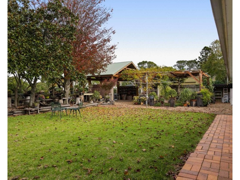 10483 New England Highway, Highfields QLD 4352