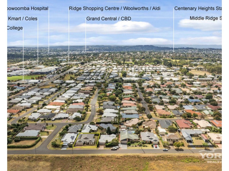 63 Pillar Street, Middle Ridge QLD 4350