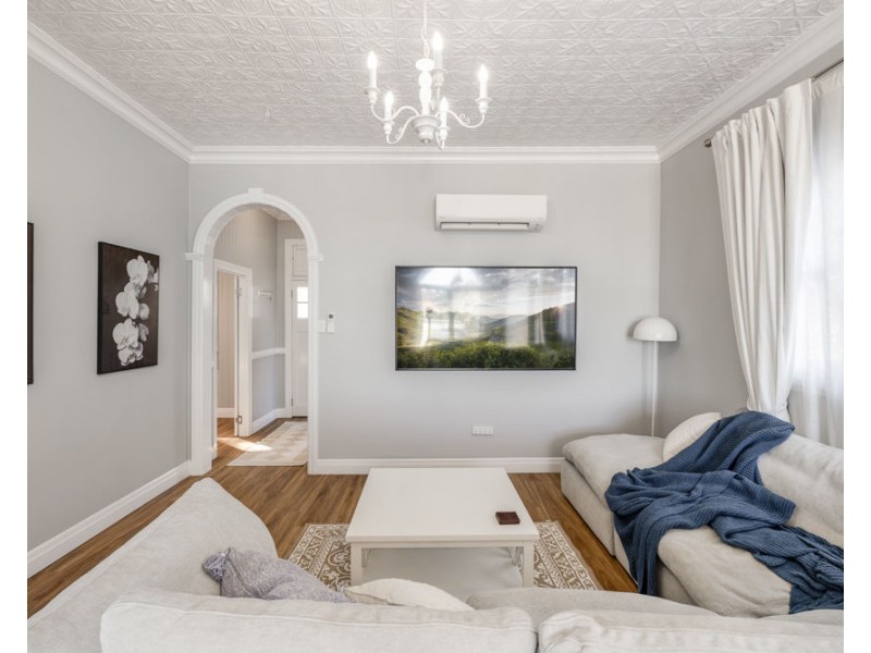 60 James Street, Rangeville QLD 4350