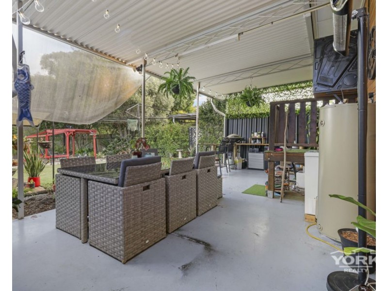 6 Copp Street, Pittsworth QLD 4356