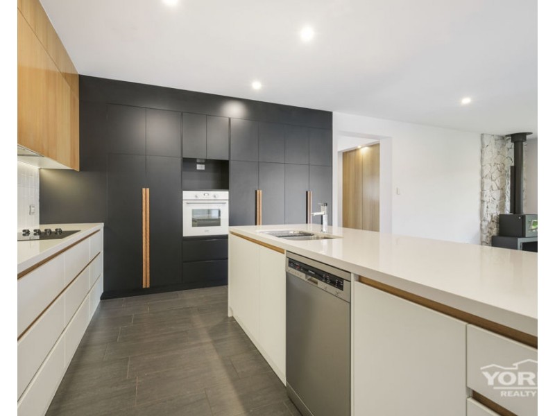 11 Hancock Circuit, Kleinton QLD 4352
