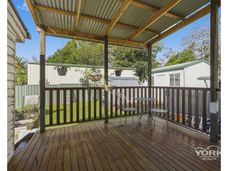 96 Holberton Street, Newtown QLD 4350