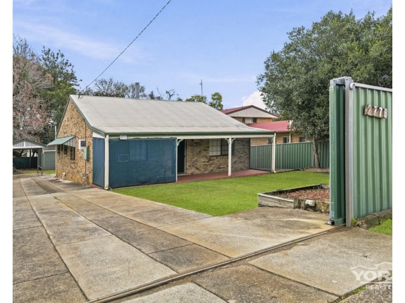 277B James Street, Newtown QLD 4350