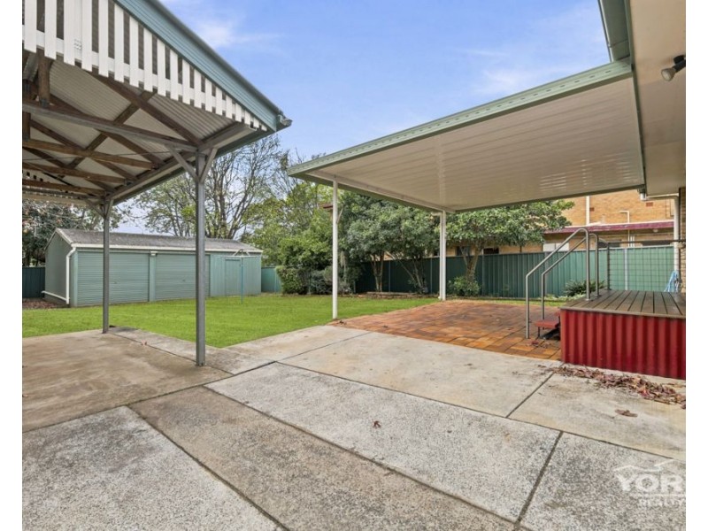 277B James Street, Newtown QLD 4350